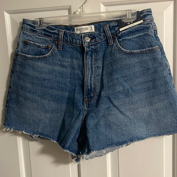 Abercrombie & Fitch Pants - Abercrombie denim shorts